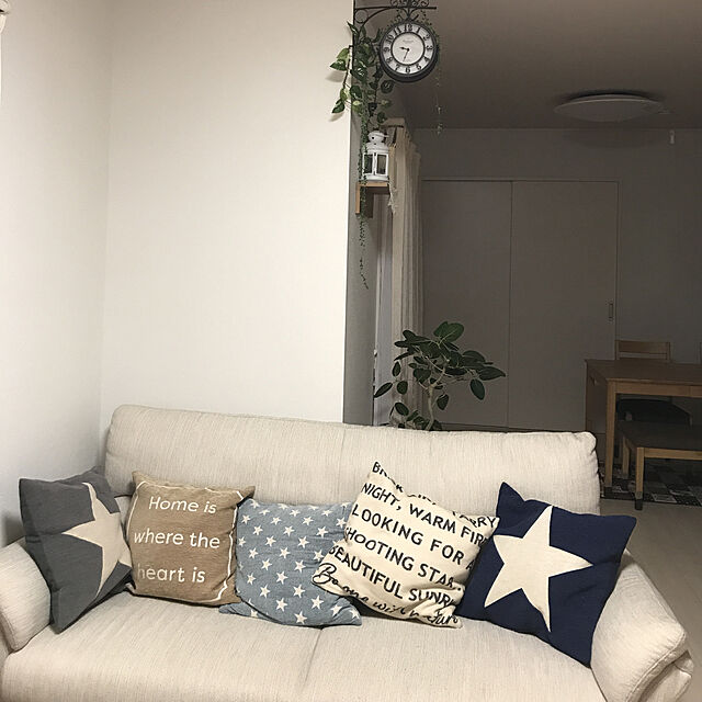 puriのニトリ-クッションカバー(レタードH) の家具・インテリア写真
