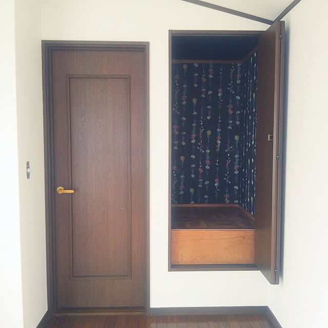 curekinokoの-【壁紙】【のり付き壁紙】サンゲツ Reserve モダン・レトロ調 RE-7321__re-7321の家具・インテリア写真