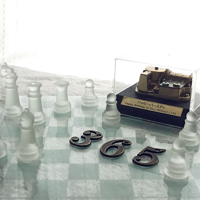 popoyukiの-クリア＆フロスト（透明＆薄白色） オールガラス製 チェスセット ドラマ『相棒』の劇場版の中で小道具として使用！！の家具・インテリア写真