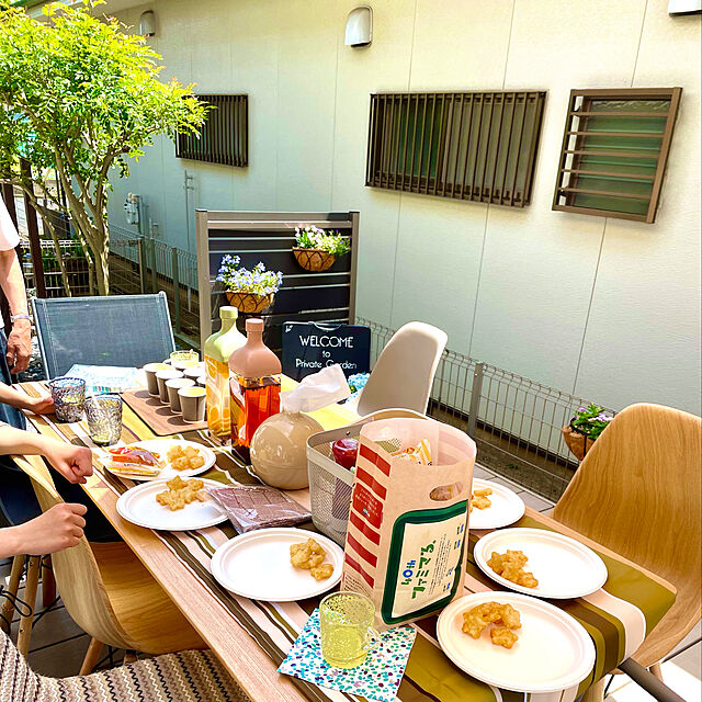 onsen-_-tamagoのHARIO-HARIO(ハリオ) カークボトル 1200ml ホワイト 樹脂製 縦横 ピッチャー 茶こし付き 日本製 KAB-120-Wの家具・インテリア写真