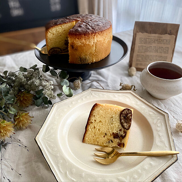 momijiの-cotta ケーキサーバー トライアングル(ゴールド) 簡単 取り分け 家庭用 キッチンツール おしゃれ ケーキの家具・インテリア写真