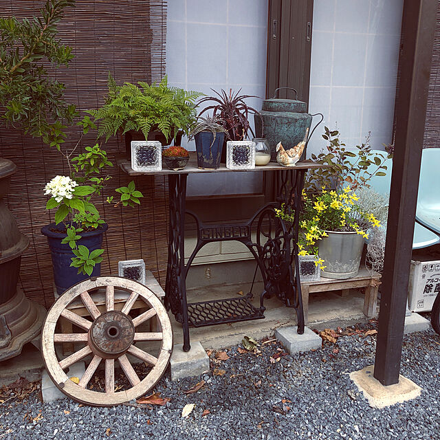 hahaの-ガーデンライト　四角形の家具・インテリア写真