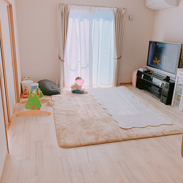 minami.tのニトリ-裏地付き遮光2級・遮熱カーテン(パターン グレー 100X110X2) の家具・インテリア写真