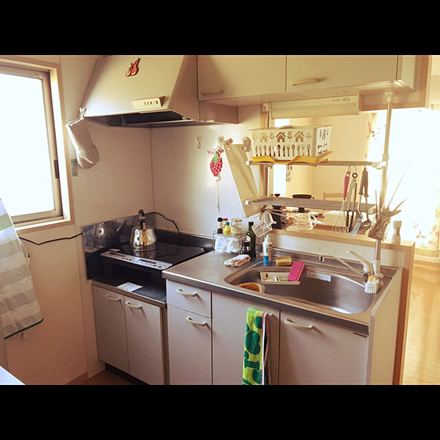 yomo41のニトリ-ステンレスつっぱりラック(2段） の家具・インテリア写真