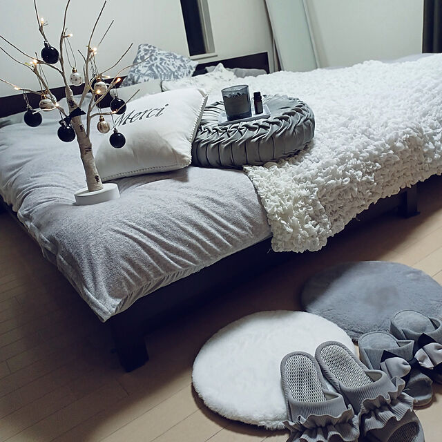 rikuerinka86のニトリ-【デコホーム商品】クッションカバー(ミックスリーフ GY SC022 45×45cm) の家具・インテリア写真