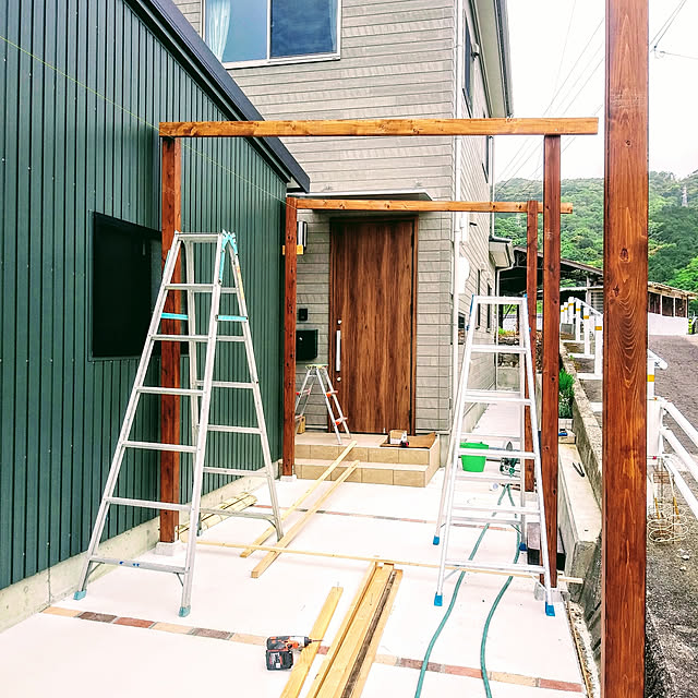 RAMIEのニッペホームプロダクツ-ニッペ ペンキ 塗料 水性木部保護塗料 1.6L チーク 水性 屋外 ステイン 日本製 4976124544378の家具・インテリア写真