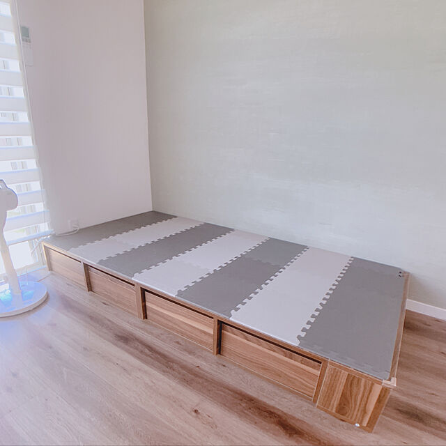 Manaの-シェルフ棚・引出収納付きベッドとしても使えるフローリング調デザイン小上がり ひだまり シングルの家具・インテリア写真