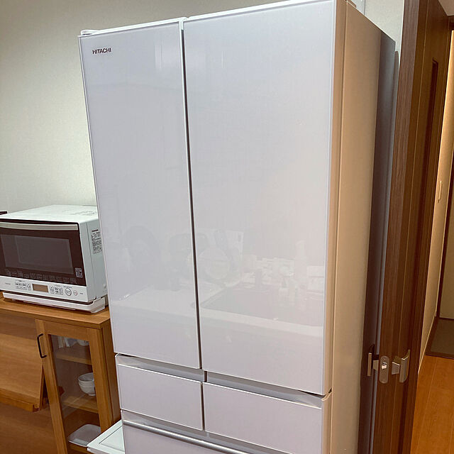 SANNAの日立(HITACHI)-R-HW48N-XW　HITACHI 6ドア冷蔵庫　[RHW48NXW]の家具・インテリア写真