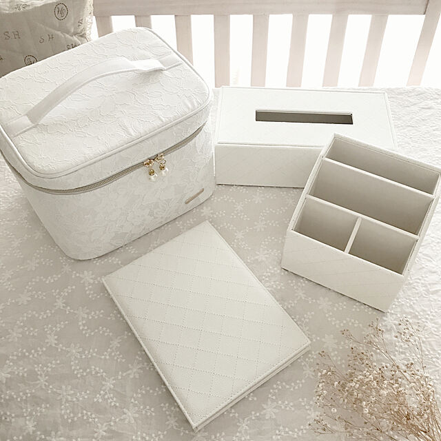 satomiのニトリ-折立ミラー(ラティス WH L) の家具・インテリア写真
