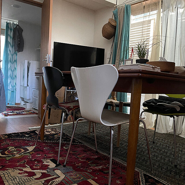 nbhsの-フリッツ・ハンセン社正規品　3107セブンチェア　カラードアッシュ　ホワイト（同色脚）（SH44日本サイズ）の家具・インテリア写真