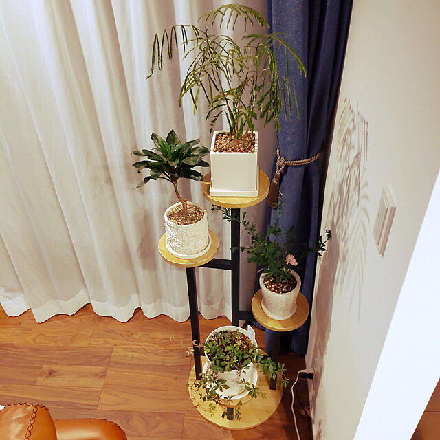 ponchanのGIBOLEA-GIBOLEA フラワースタンド ガーデンラック 園芸ラック プランタースタンド 花棚 盆栽スタンド 植物スタンド ガーデンフラワースタンド 植物棚 組み立ても簡単ですし (白い)の家具・インテリア写真