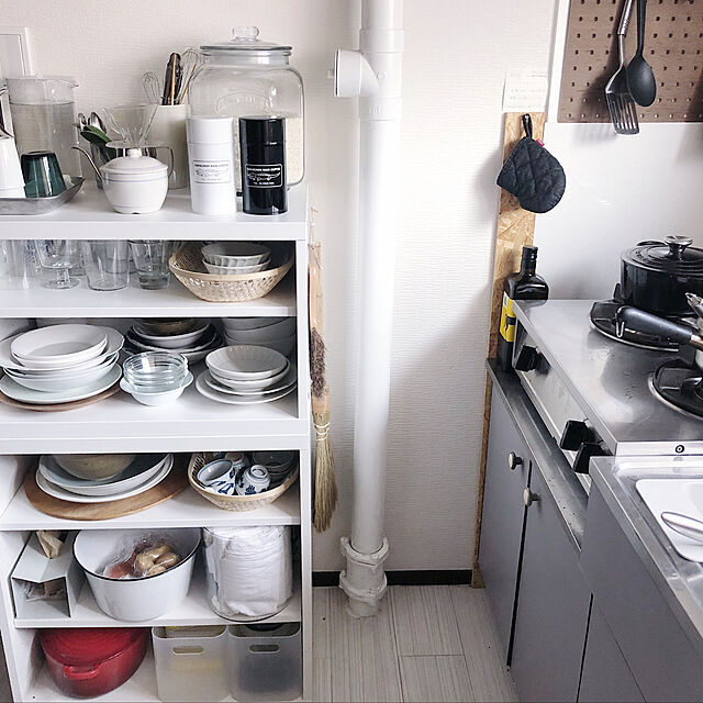 tt_Nestの-ル・クルーゼ ココット・オーバル25cm チェリーレッド ホーム＆キッチン 鍋・フライパン 鍋 [並行輸入品]の家具・インテリア写真