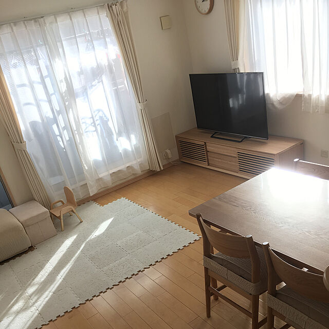 meiのニトリ-既製カーテン(ハサウェイ アイボリー 100X200X2) の家具・インテリア写真