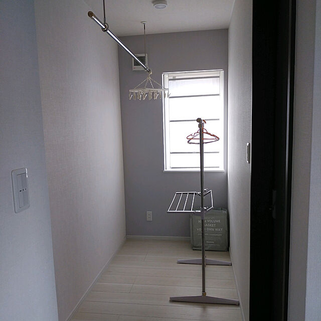 shimahigeのニトリ-高さ調整できるマグネットシェード(エクリア2 58X110) の家具・インテリア写真