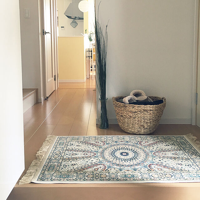ozの-優美な 玄関マット 高級 おしゃれ ペルシャ 絨毯 柄 67×105cm 室内 屋内 ブルー 通販 送料無料 ラグマット ベルギー絨毯 玄関マット 風水の家具・インテリア写真