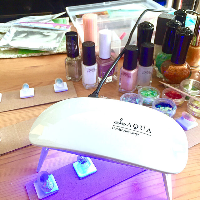 takaayaの-[訳アリ] LEDライト UVライト 6W 持ち運びに便利な軽量コンパクトサイズ【ジェル ネイル レジンクラフト 手芸】の家具・インテリア写真