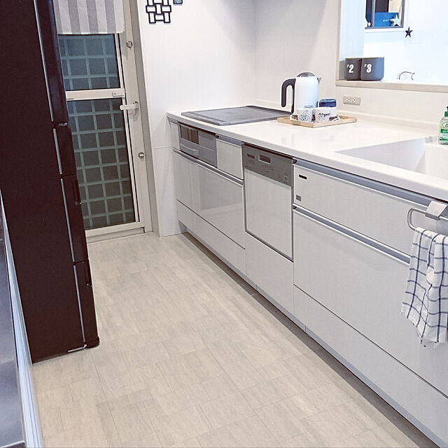 izuizuのサンコー-キッチンマット 180×60 拭ける ふける おしゃれ ずれない 洗える おすすめ 撥水 日本製 おくだけ吸着 サンコー 滑り止めの家具・インテリア写真