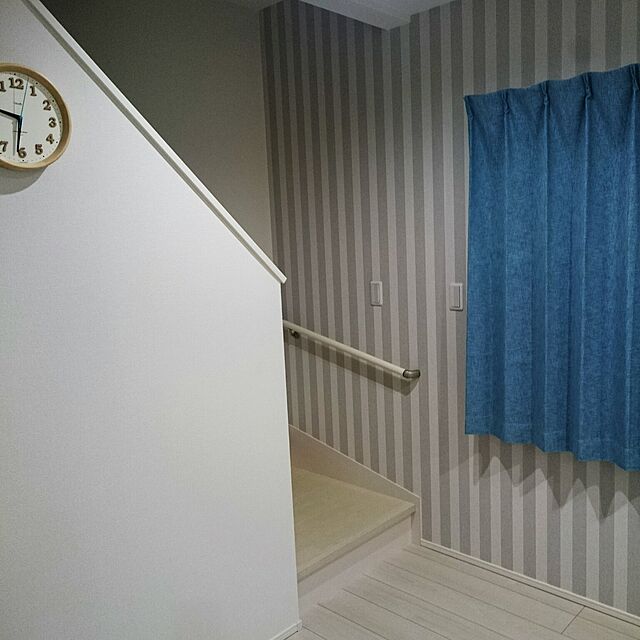 aki3のニトリ-遮光2級カーテン(レーナ ターコイズブルー 100X200X2) の家具・インテリア写真