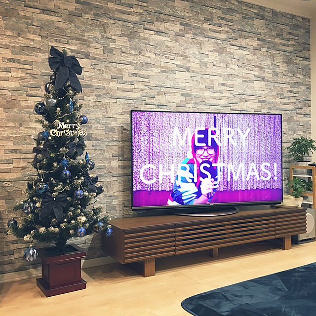 sukaの-【本日P10倍】クリスマスツリー 北欧 おしゃれ LEDオリエンタルブルーオーナメント 飾り ウッドベーススリムツリーセット150cm LEDの家具・インテリア写真