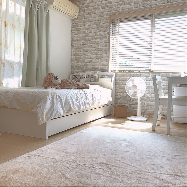 mikaのニトリ-貼ってはがせる壁紙 テンペーパー(レンガBE52X250) の家具・インテリア写真