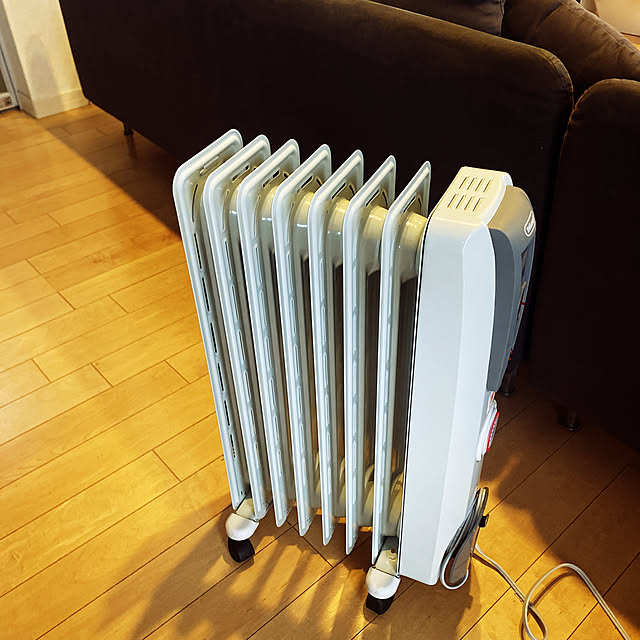 DeLonghi H770812EFSN-GY デロンギ オイルヒーター 極美品