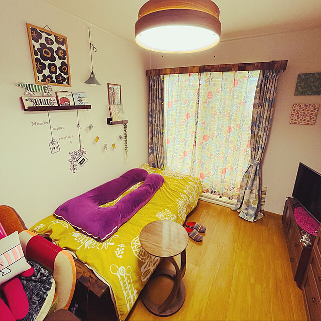 maronのニトリ-遮光2級カーテン(ブロンマ イエローグリーン 100X200X2) の家具・インテリア写真
