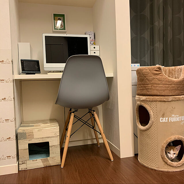 Miyureの-キャットタワー ハウス コンパクト LIFELIKE プレミアム プレイングキャットマンション 遊ぶ 運動 家 猫カフェ インテリア ネコ おもちゃ タワー 室内 シンプル 高級感の家具・インテリア写真