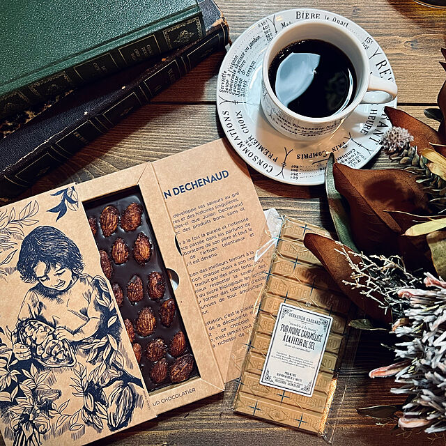 emiの-セバスチャン・ゴダール Sebastien Gaudard 塩キャラメル 板チョコレートの家具・インテリア写真