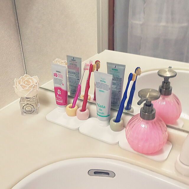 ku-emiの無印良品-【まとめ買い】磁器歯ブラシスタンド・１本用の家具・インテリア写真