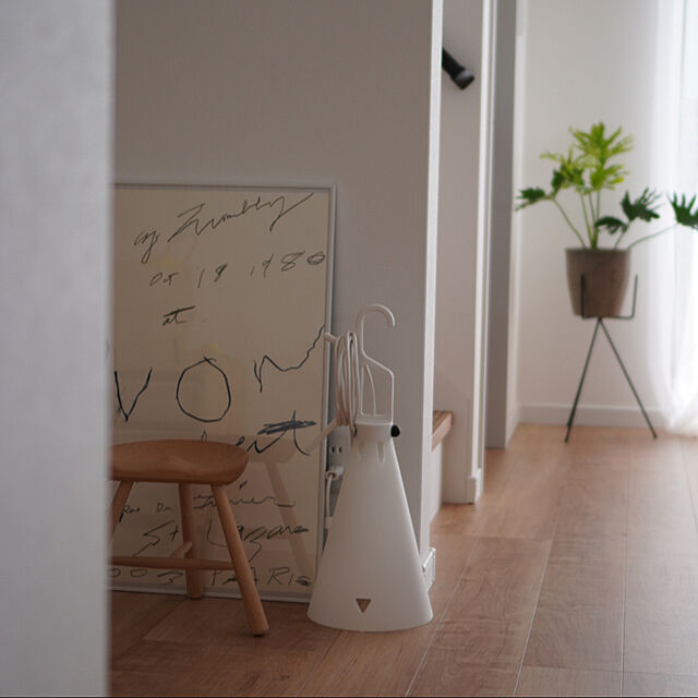 otoの-FLOS（フロス）テーブル照明 MAYDAY ホワイトの家具・インテリア写真