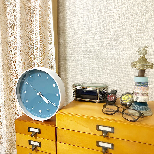 Tizianaの-レムノス 掛け時計 AIRA（アイラ）壁掛け時計 音がしない ホワイト アルミニウム ライトブルー ネイビー【送料無料】の家具・インテリア写真