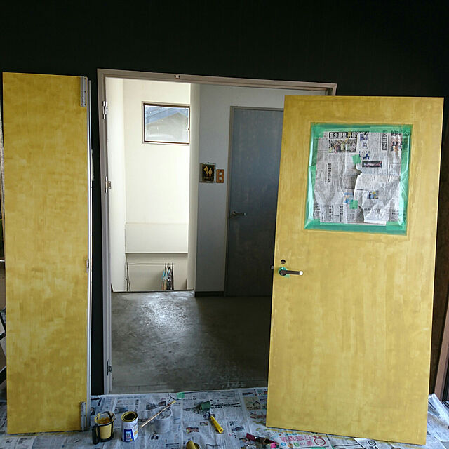 HarouniHouseの-カンペハピオ アレスアーチ マスタード 0.5Lの家具・インテリア写真