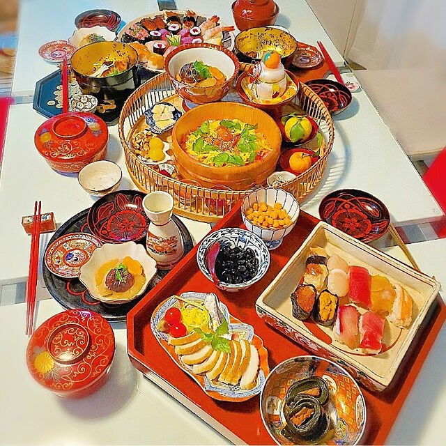 natsumiminamotoの-九谷焼 3号皿揃 時代画風/青郊窯＜送料無料＞和食器 皿 人気 ギフト セット 贈り物 結婚祝い/内祝い/お祝い/の家具・インテリア写真