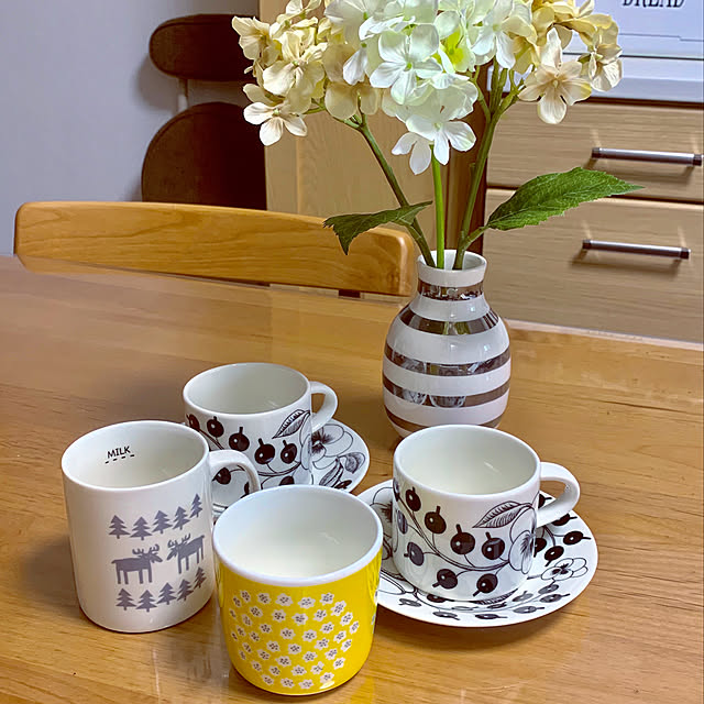 miyumiyuのmarimekko マリメッコ-marimekko PUKETTI ラテマグ スモール 2個セット【67286】82 ベージュ コーヒーカップ マリメッコ プケッティの家具・インテリア写真