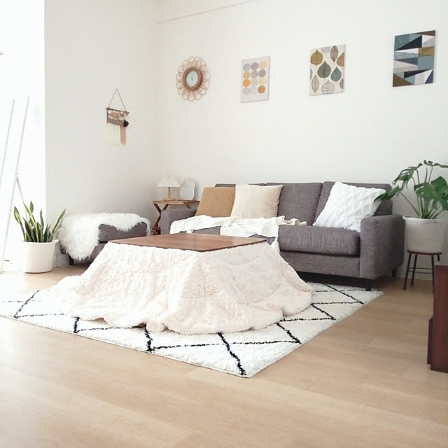 Mikaのニトリ-布張りカウチソファ(CA2 DR-GY) の家具・インテリア写真