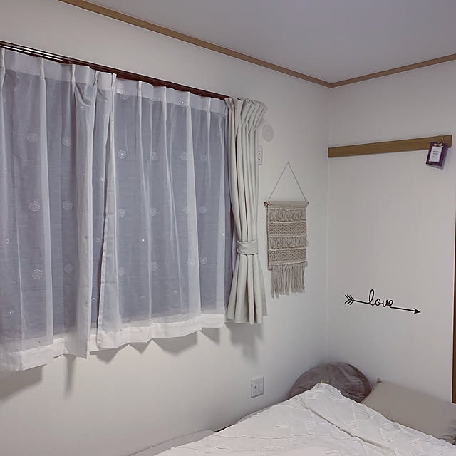 yunのニトリ-レースカーテン(ドイリー アイボリー100X133X2) の家具・インテリア写真