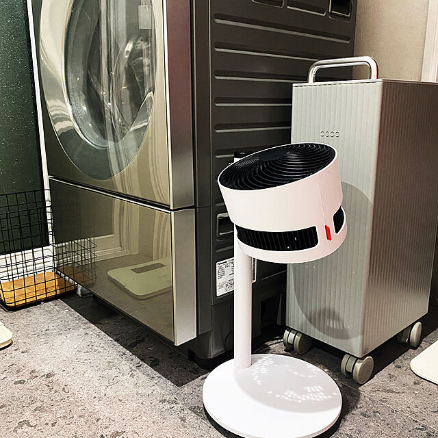 Yushiのパナソニック-パナソニック ななめドラム洗濯乾燥機 Cuble(キューブル) 10kg 左開き 液体洗剤・柔軟剤 自動投入 ナノイーX プレミアムステンレス NA-VG2500L-Xの家具・インテリア写真
