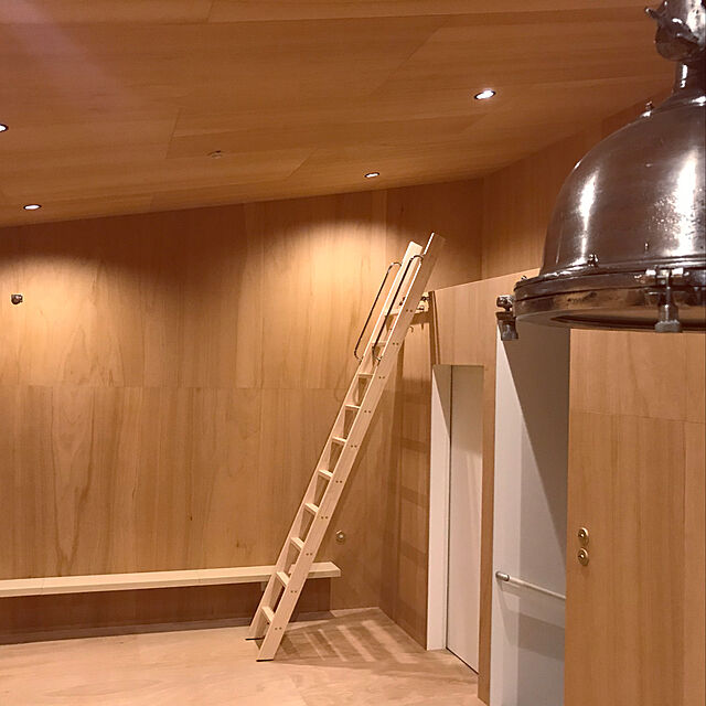 Hiroのベストワン-ロフトはしご カスタムラダー 木製ロフトはしご 正面手すり仕様 クリア塗装 金具セットの家具・インテリア写真