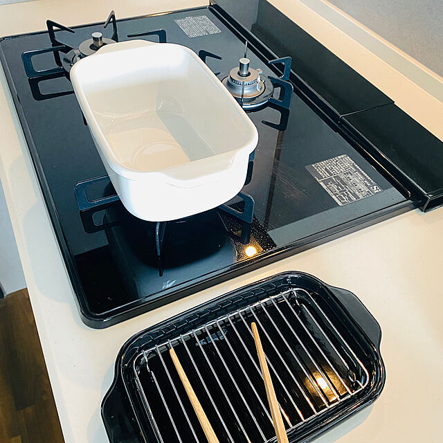 lulu1109の富士ホーロー-富士ホーロー 天ぷら鍋 角型 琺瑯製 丸洗いできる温度計 スノコ網 バット付き ホワイトの家具・インテリア写真