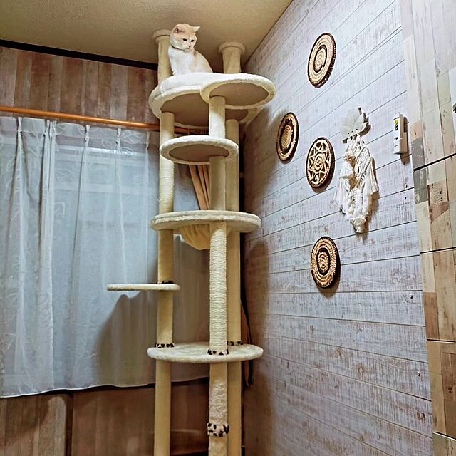 kobakissaの-＜再入荷＞キャットタワー 突っ張り シンプルなスリムデザイン/ 広いスペースが安心/オシャレなワンポイントヒョウ柄/ハンモックとマット付き/大型キャットタワー/大型ねこタワー/大型猫/ Toyger トイガー CH-1の家具・インテリア写真