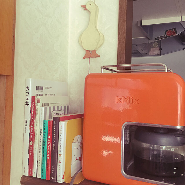 heidiの旭屋出版-カフェ丼 とにかく「ウマイ」! 売れる100丼の発想と組み立ての家具・インテリア写真