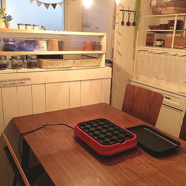 kotoriのアイリスオーヤマ(IRIS OHYAMA)-ホットプレート 焼肉 たこ焼き たこやき機器 2枚プレート 焼肉 おしゃれ アイリスオーヤマ シンプル 一人暮らし 着脱式 鉄板 プレート PHP-24W-Rの家具・インテリア写真