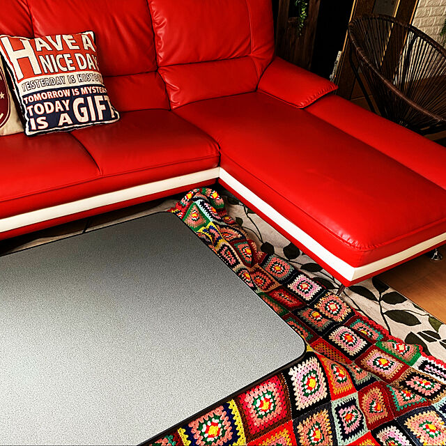 Fumiの山善-[山善] カジュアル こたつ テーブル 75cm 正方形 一人暮らし 天面リバーシブル 中間入切スイッチ ブラック SEU-752(B)の家具・インテリア写真