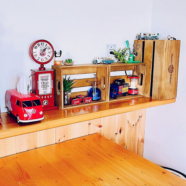 sumireの-置時計 テーブルクロック ガスポンプ アメリカン雑貨 ブラック イエロー レッド ブルー アンティーク風　ＡＫの家具・インテリア写真