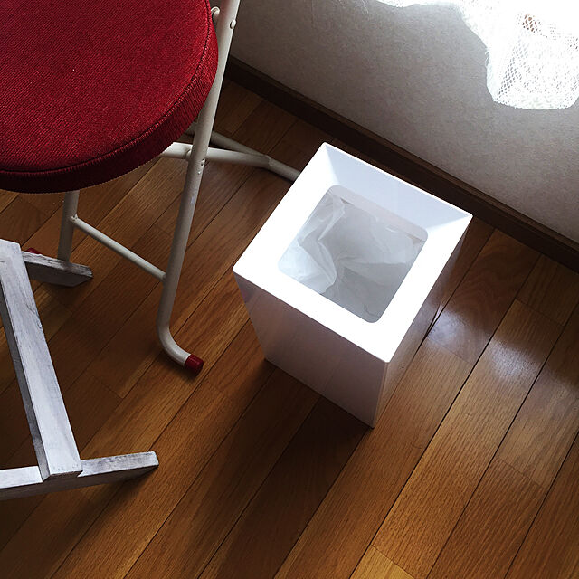 Shinoyaの-pf-008-w 60.0x60.0x70.0 GREY-WASH (ヨンユー) 4u ガーデン テーブル 折りたたみ 木製 机 ベランダ バルコニー 折りたたみテーブル pf-008-wの家具・インテリア写真