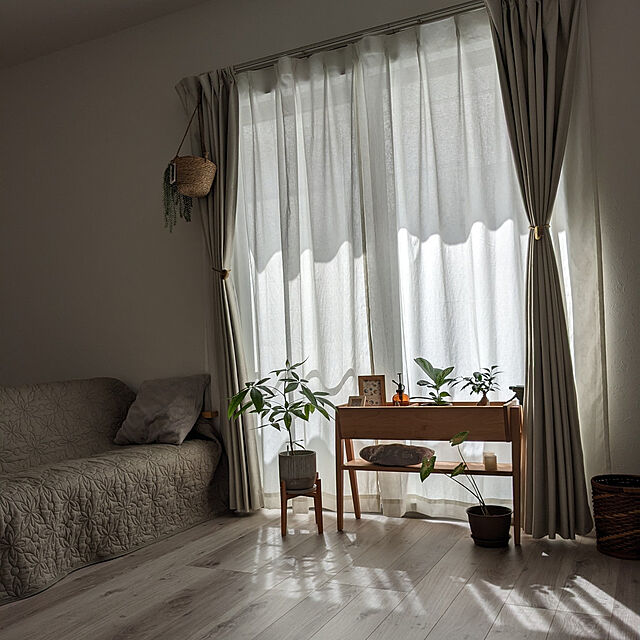 a______の-【ベルメゾン】【11月9日までタイムセール】 洗いをかけた綿素材を使ったキルトマルチカバー・ソファーカバーの家具・インテリア写真