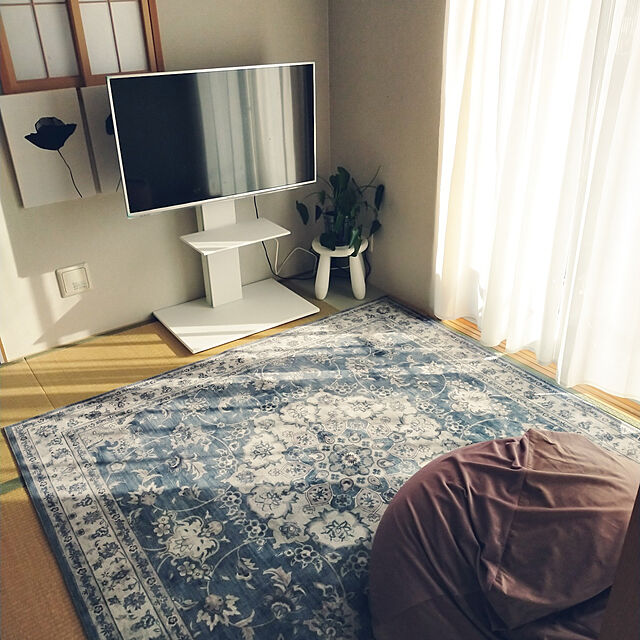yuimeの萩原-アンティーク絨毯風プリントラグ カメオ 190×190 グレーの家具・インテリア写真