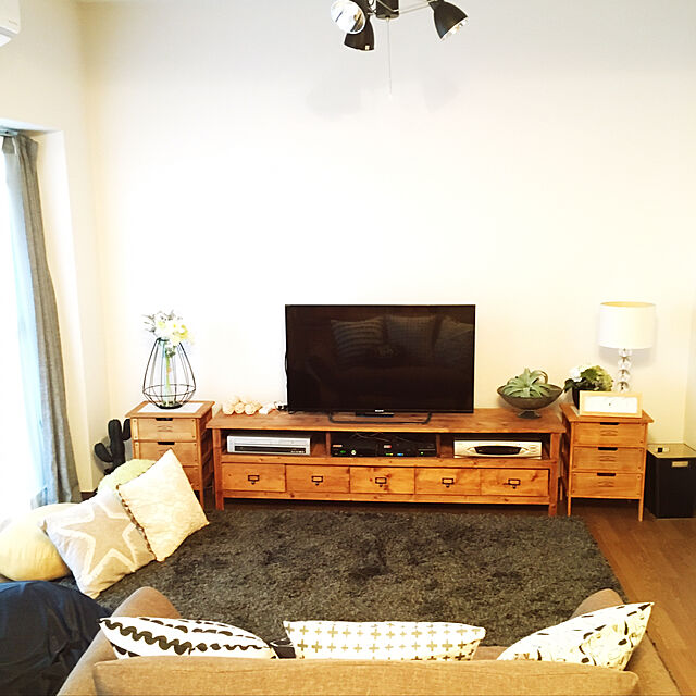 sachiyo0915のニトリ-ウィルトン織りシャギーラグ(ロータス GY 160X230) の家具・インテリア写真