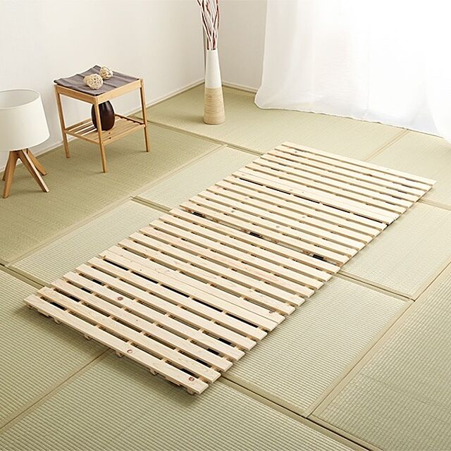 SMB_selectionのホームテイスト-すのこベッド二つ折り式　檜仕様(セミダブル)【涼風】の家具・インテリア写真