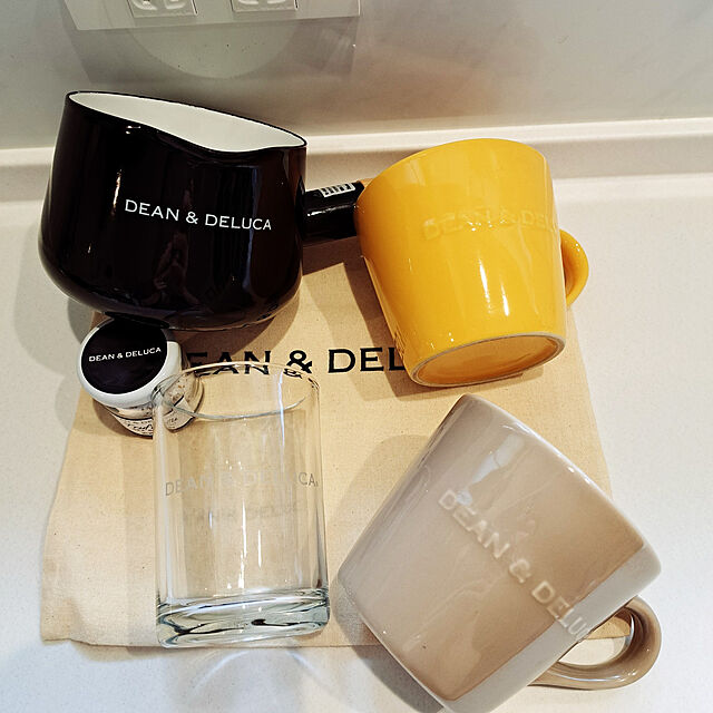 Mの-DEAN & DELUCA（ディーン&デルーカ）ホーローマグカップ ホワイト （ラッピング済）の家具・インテリア写真